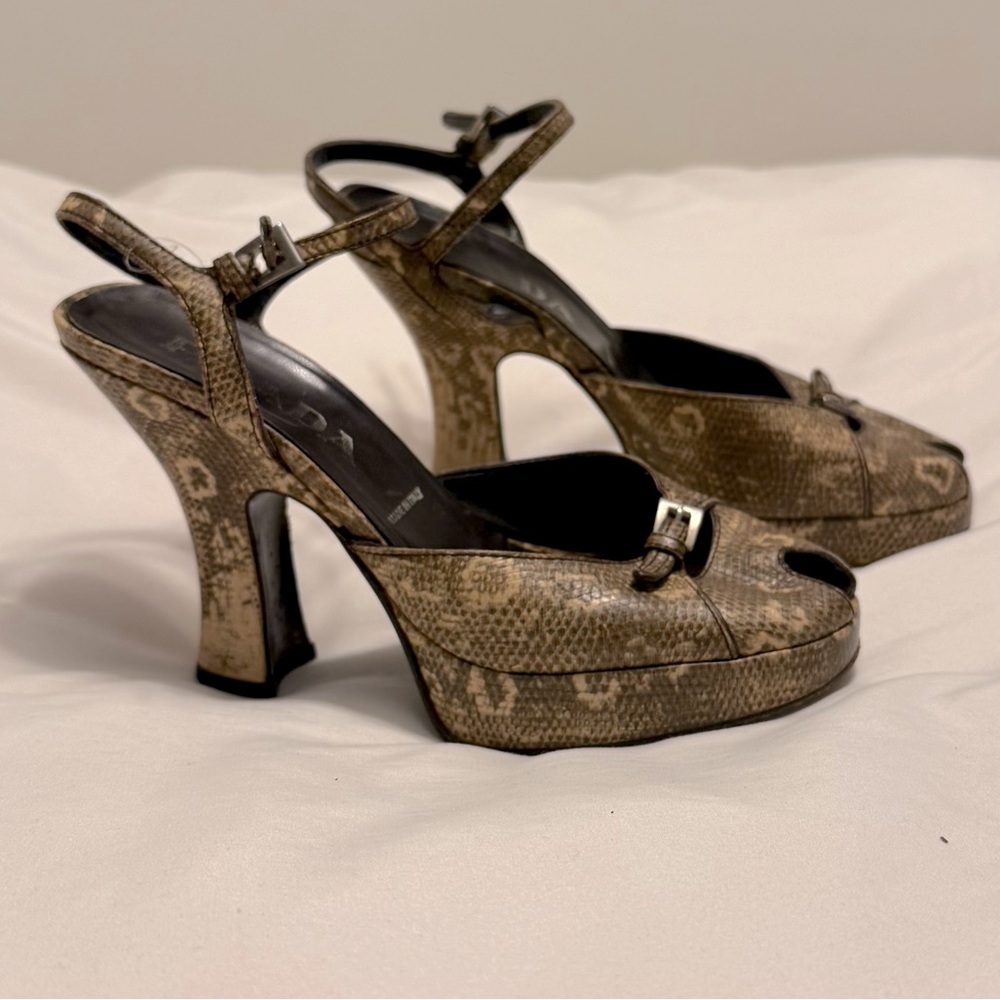 PRADA Vintage Peep-Toe Heels Brown Snake Embossed Leather Pre❤️ Comfort 6.5